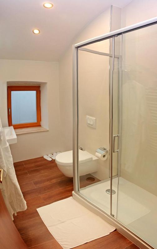 Superior Double Room image 4