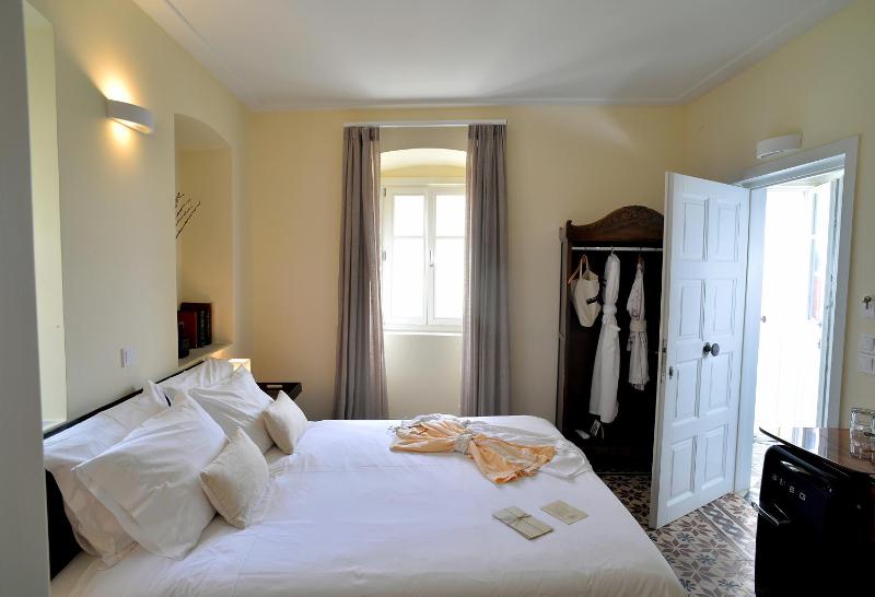 Double Garden View Room image 3