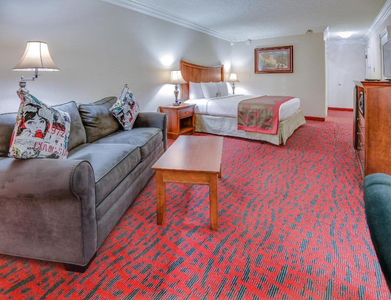 King Room - Non-Smoking image 3