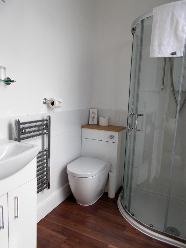 Double Room with Sea View image 4