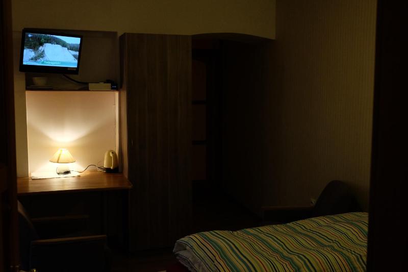 Budget Double Room image 4