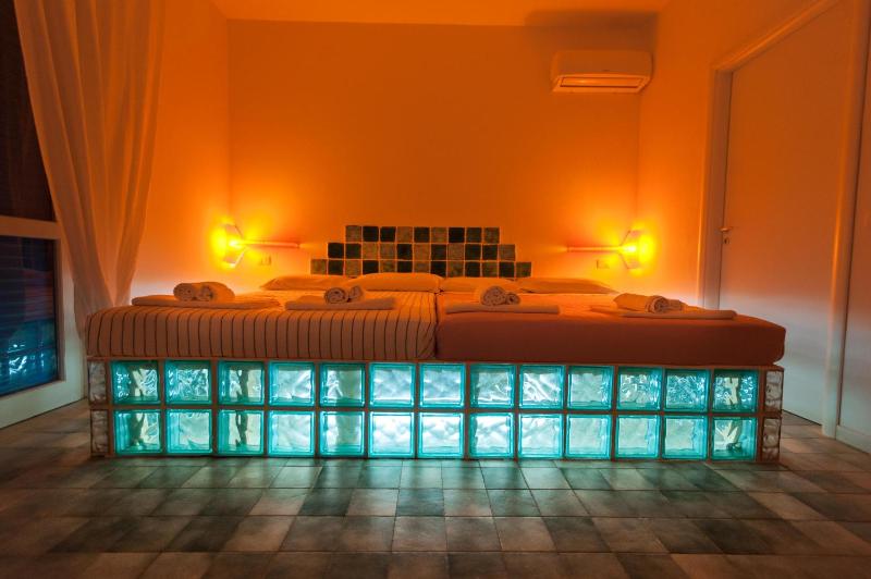 Junior Suite with Balcony image 1