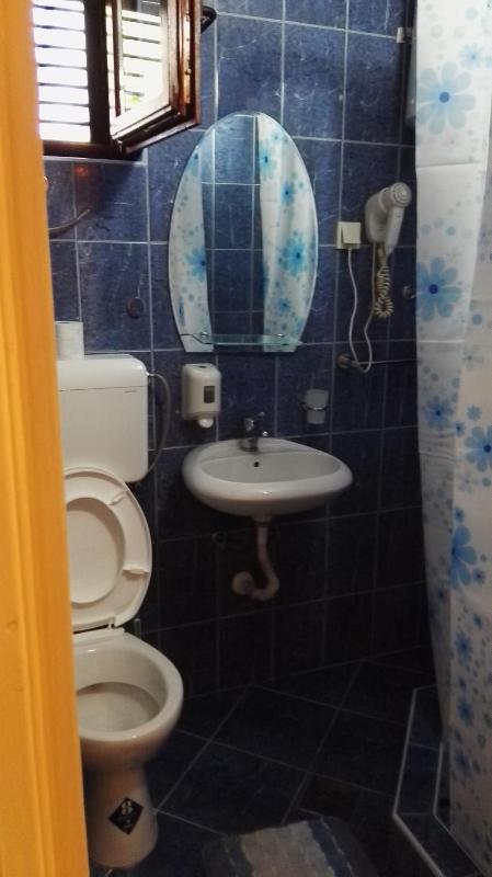 Studio Apartment image 2