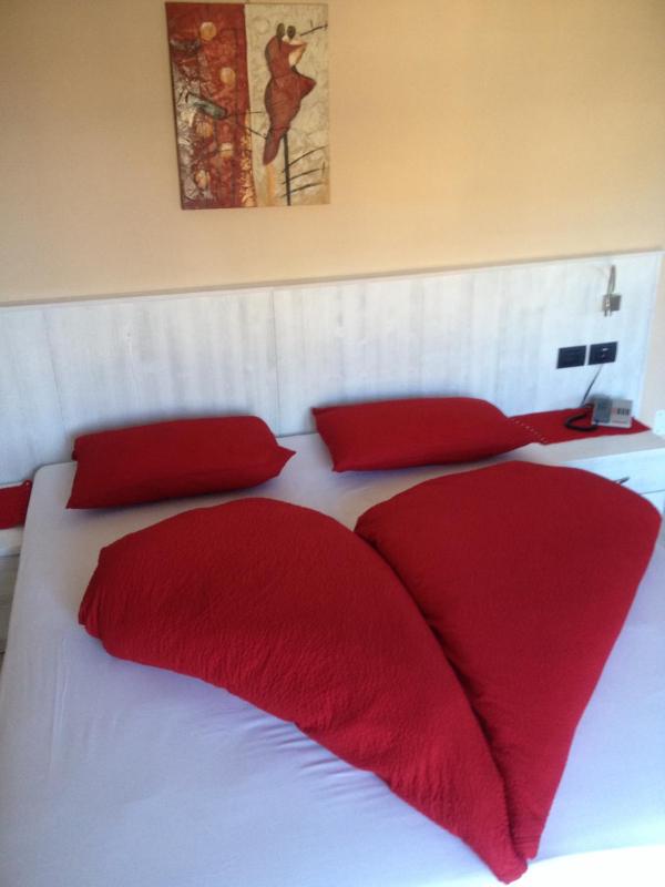 Deluxe Quadruple Room image 3