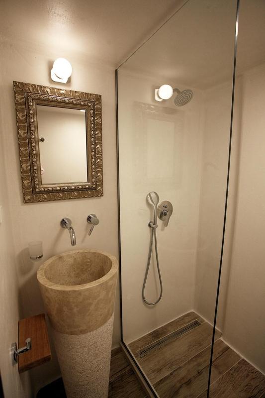 Deluxe Single Room image 3