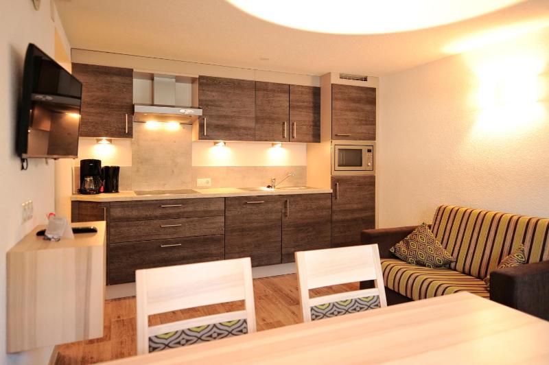 Two-Bedroom Apartment with Balcony image 2