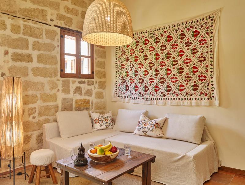 Helios Garden Boutique Apartments - image 5