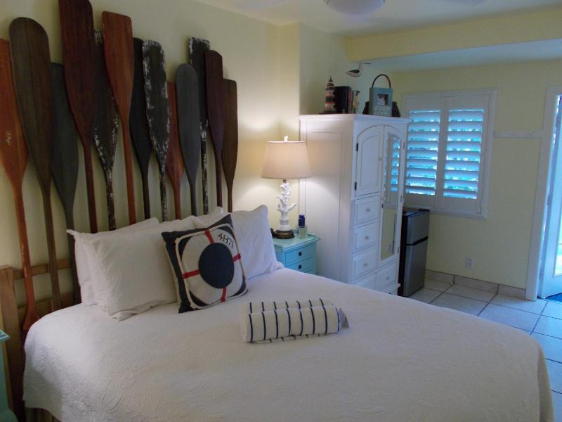 Queen Room image 4