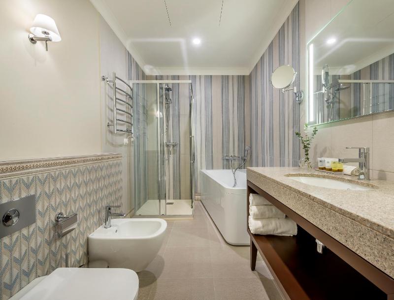 Ratonda Centrum Hotels - image 2
