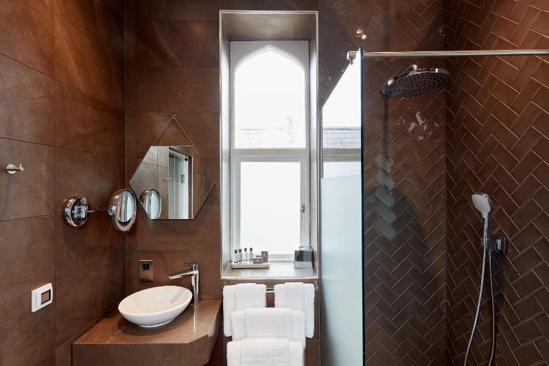 Tower Suite image 2