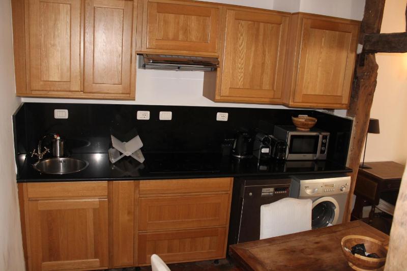 Gregoire Apartment 3rd floor  image 4