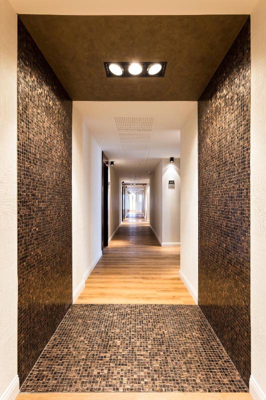 Superior Double or Twin Room with Pool View image 4