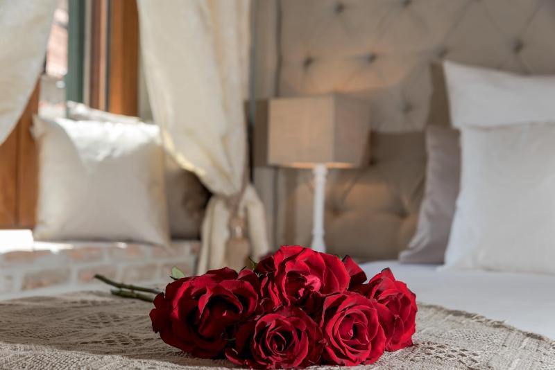 Double or Twin Room image 2