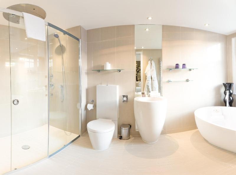 Grand Suite image 4