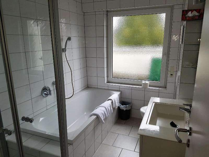 Four-Bedroom Apartment image 4