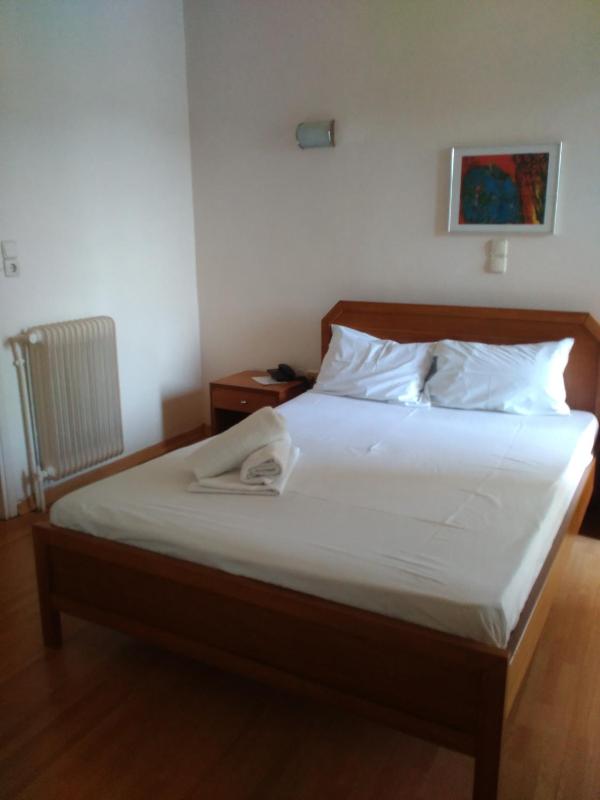 Double Room image 1