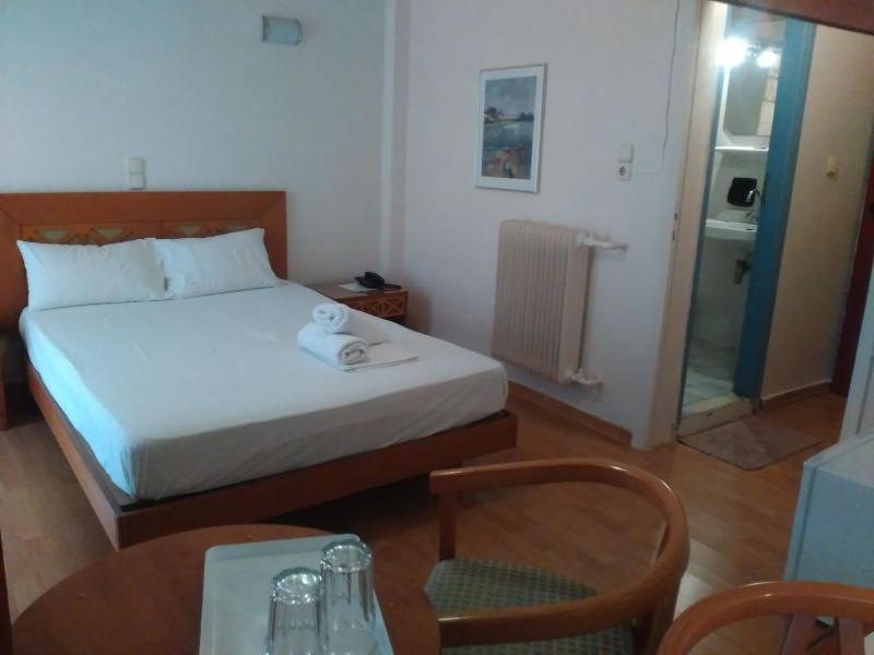 Single Room image 3