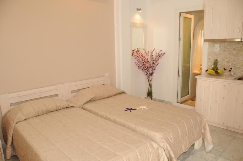 Starlight Luxury Studios - image 4