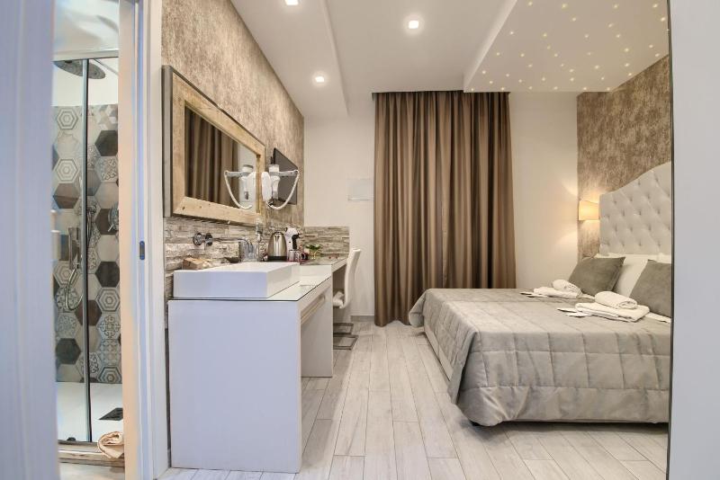 Superior Double or Twin Room image 3