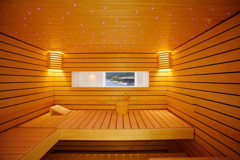 Hotel Schweizerhof Luzern - image 11