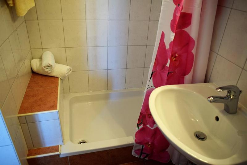 Apartment with Sea View image 3