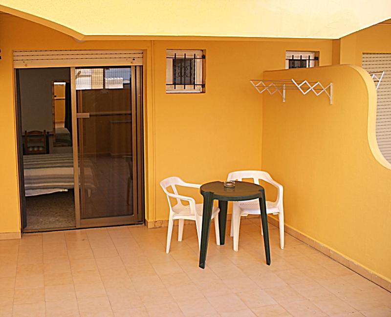 Standard Single Room image 4