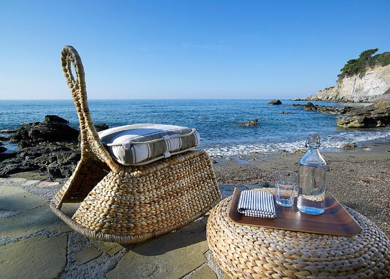 Villa - Beach Front image 3