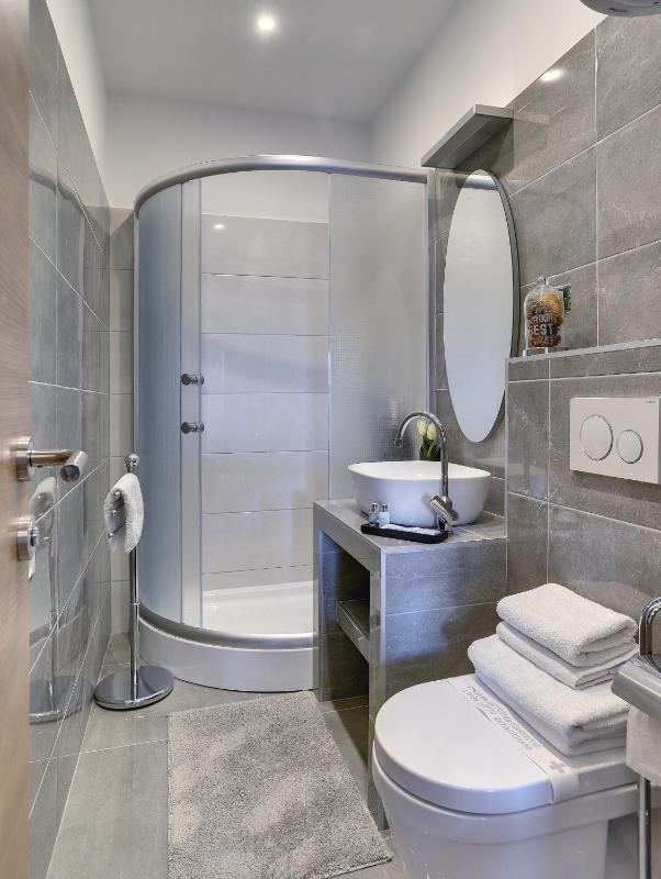 Special offer - Superior Double or Twin Room with Terrace image 4