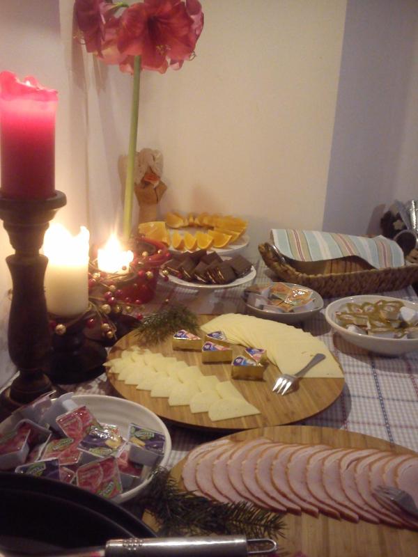 Willa Pod Aniołem - Pokoje Gościnne & Apartamenty z widokiem na góry - image 13