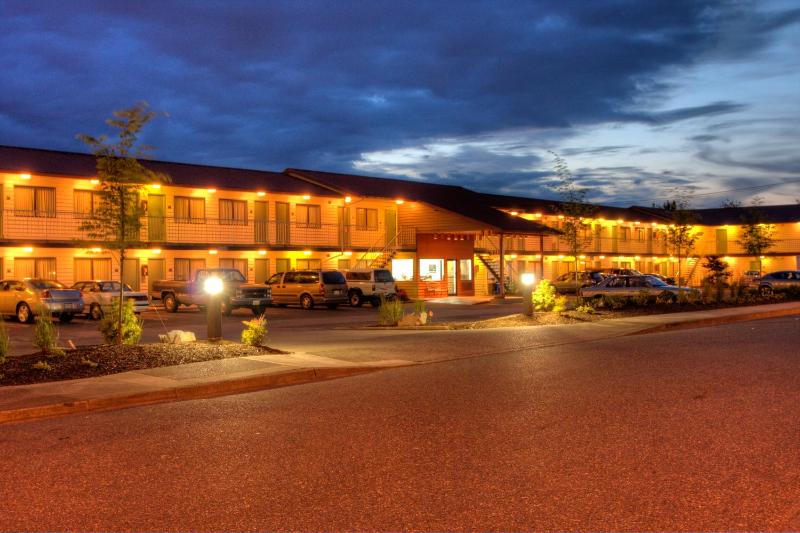 Chestnut Tree Inn Portland Mall 205 - image 6