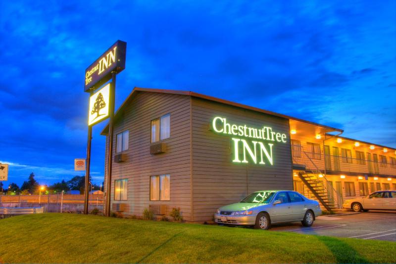 Chestnut Tree Inn Portland Mall 205 - image 8