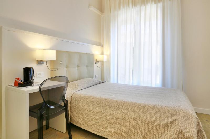Single Room image 2