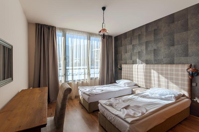 Two-Bedroom Apartment with free SPA access - Main Building image 3