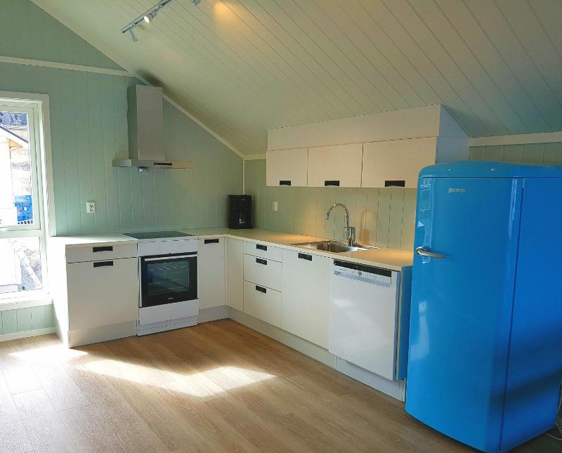 Four-Bedroom Apartment - Split Level image 3