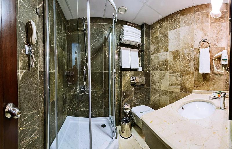 Superior Double or Twin Room with Free Acesss SPA image 2
