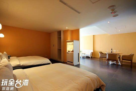 Jing Guan Hotel - image 21