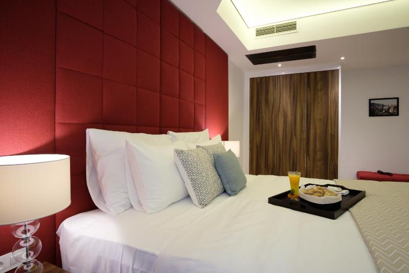 Executive Suite image 4