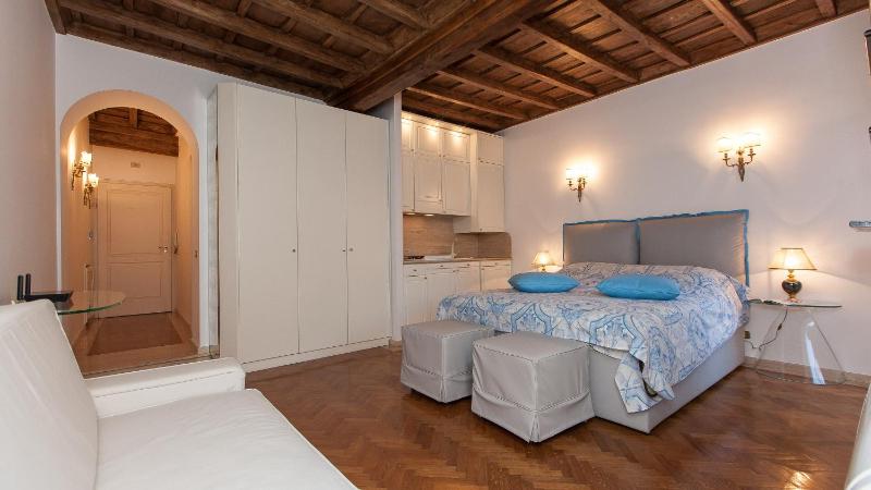 Rental in Rome - Gambero Suite - image 12