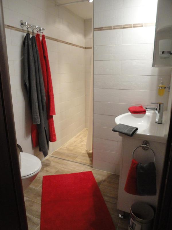 Two-Bedroom Apartment with Balcony image 2