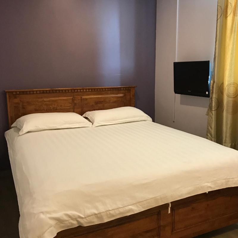 SE Hotel - image 16