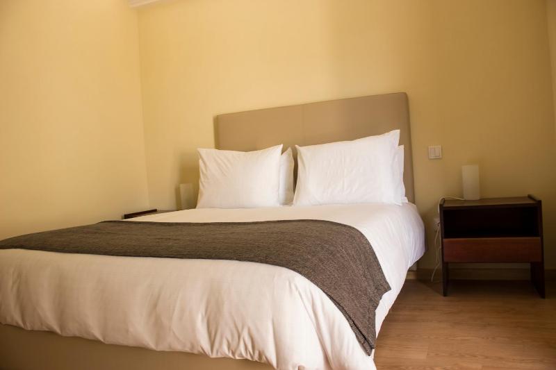 Double or Twin Room image 4