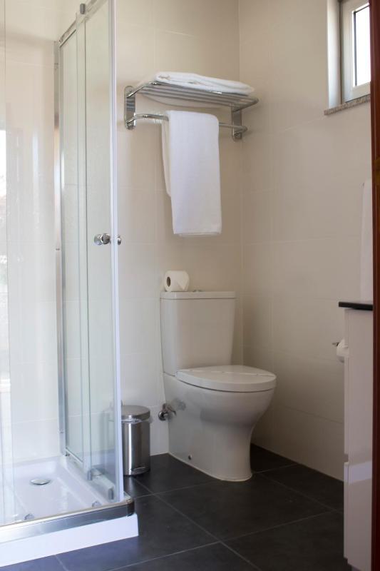 Double or Twin Room image 3