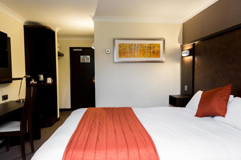 Double Room image 3