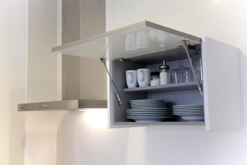 One-Bedroom Apartment image 2