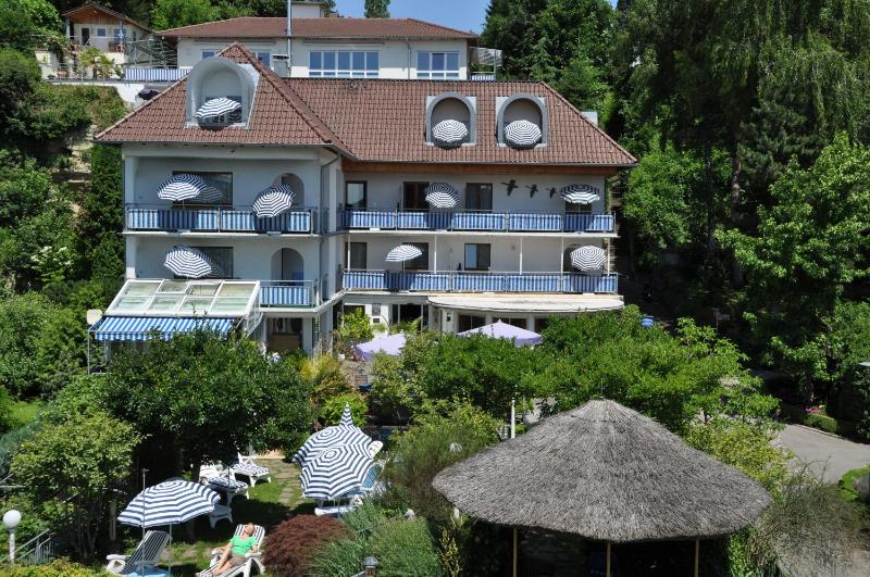 Double Room with Balcony image 1