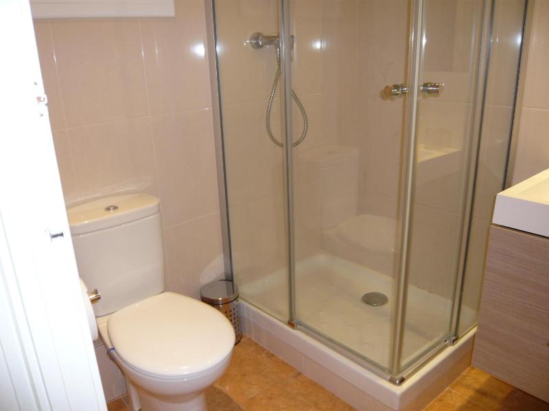 Three-Bedroom Apartment (3 Adults) image 4