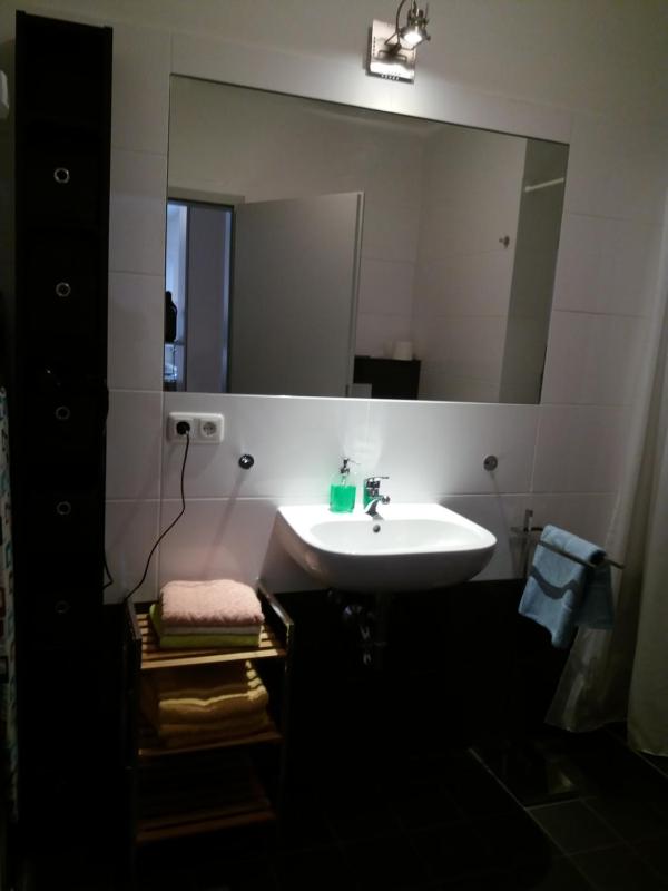 Standard Twin Room with Sofa image 3