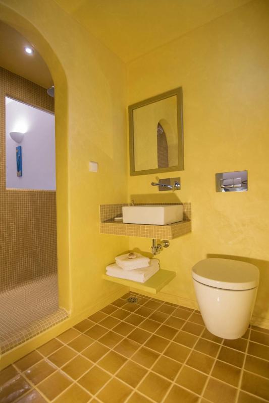 Superior Double Room image 4