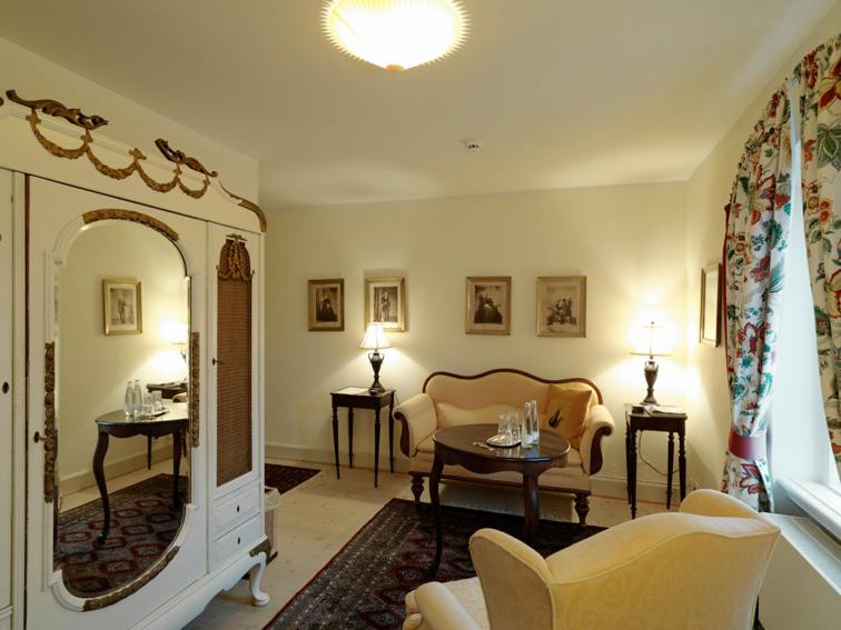 Suite image 3