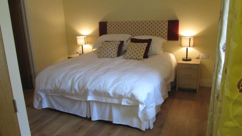 Two-Bedroom House image 3